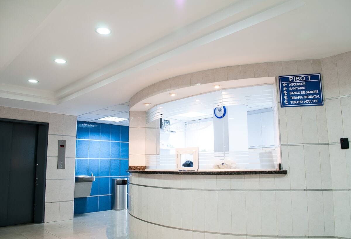 Salud y Equipamiento Médico